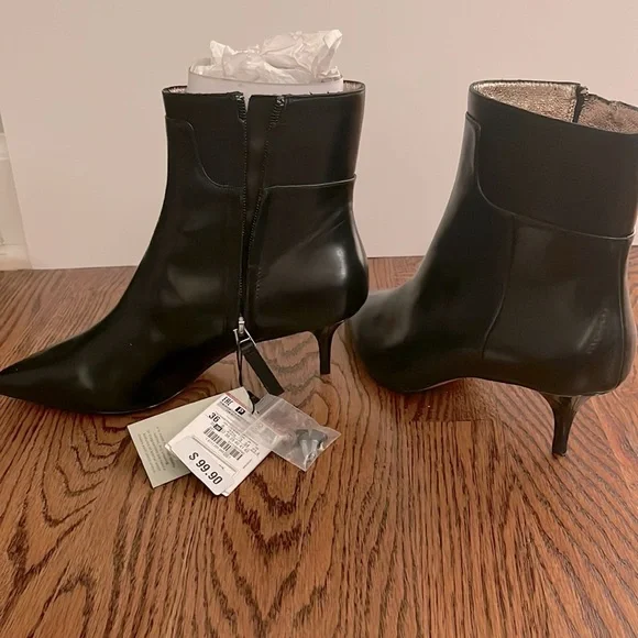 NWT ZARA Ankle Boot - Picture 2 of 2